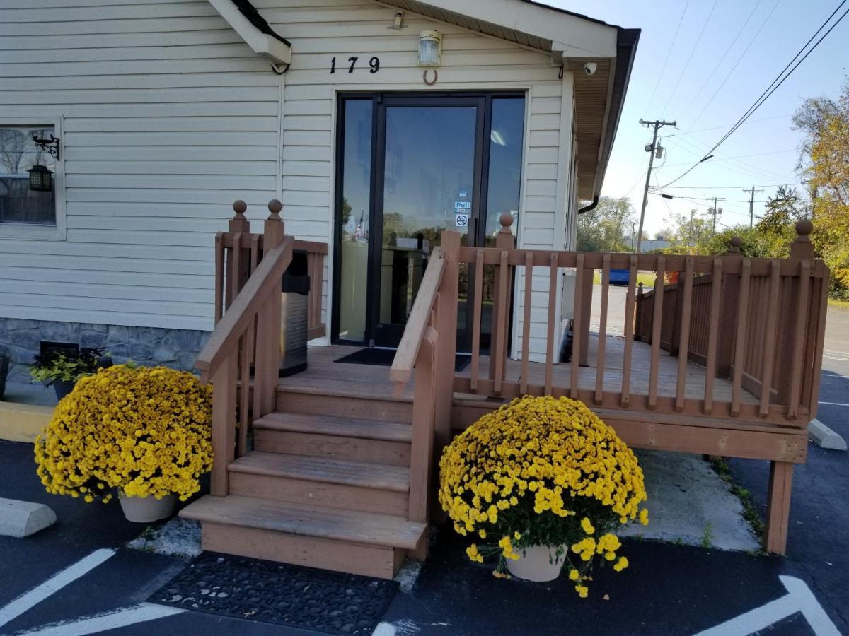 Drakes Creek Inn - Formerly The Relax Inn Hendersonville Buitenkant foto