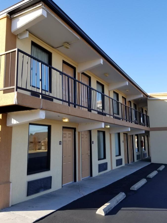 Drakes Creek Inn - Formerly The Relax Inn Hendersonville Buitenkant foto